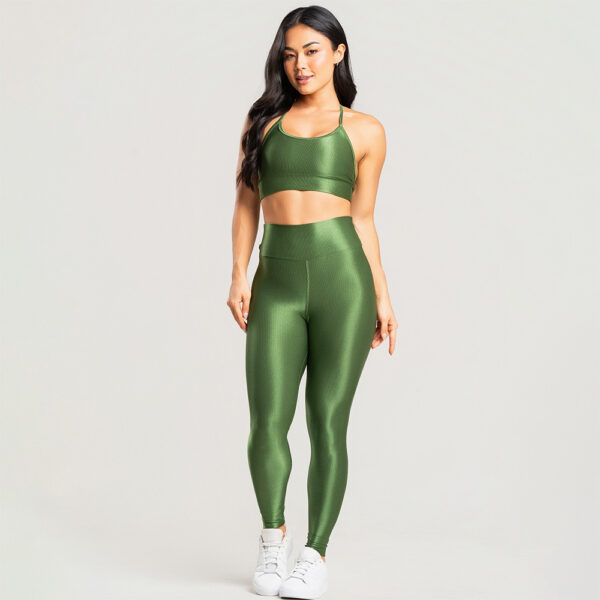 Conjunto fitness canelado feminino academia top e legging esportivo com brilho